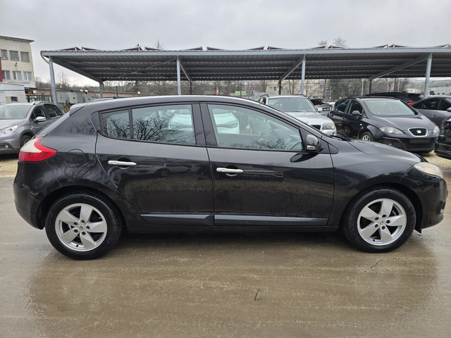 Renault Megane 1.5d 110к.с Топ състояние - автомобили, коли, обяви за нови и употребявани 7