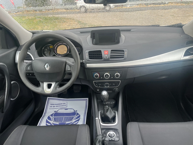 Renault Megane 1.5DCI-110-NAVI-ITALIA - автомобили, коли, обяви за нови и употребявани 10