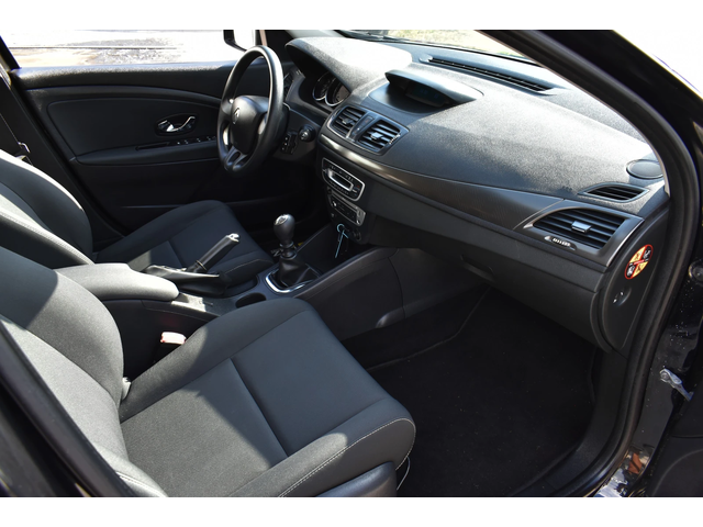 Renault Megane 1.2i* Petrol* 100000KM!!! - автомобили, коли, обяви за нови и употребявани 11