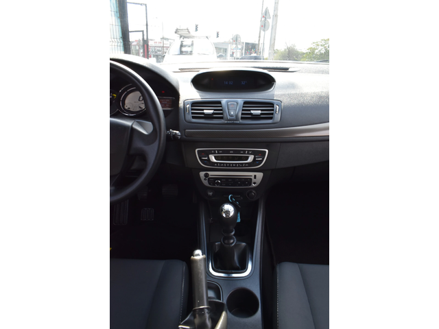 Renault Megane 1.2i* Petrol* 100000KM!!! - автомобили, коли, обяви за нови и употребявани 14