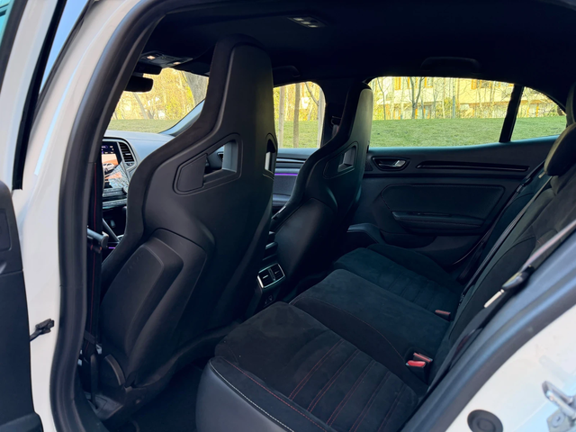 Renault Megane RS / TROPHY / ULTIME - автомобили, коли, обяви за нови и употребявани 10