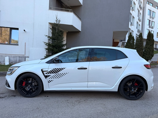 Renault Megane RS / TROPHY / ULTIME - автомобили, коли, обяви за нови и употребявани 3