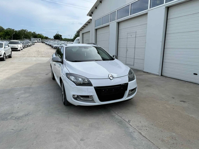 Renault Megane 1.5dci 110k.c* GTline* UNIKAT* - автомобили, коли, обяви за нови и употребявани 10