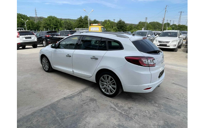 renault-megane - 3