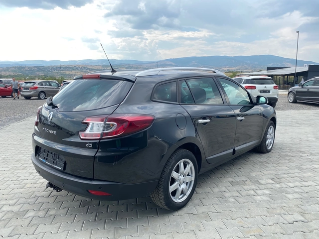 Renault Megane 1.5dci - автомобили, коли, обяви за нови и употребявани 7