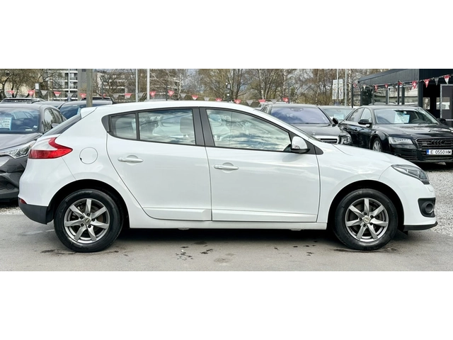 Renault Megane 1.2TCE 116HP E5 - автомобили, коли, обяви за нови и употребявани 3