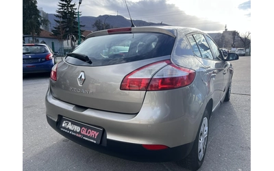 renault-megane - 3
