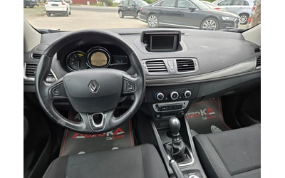 renault-megane - 3