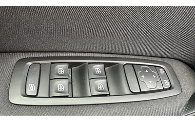 Renault Megane ZEN 140 Tce, първи собственик от БГ, с ДДС - автомобили, коли, обяви за нови и употребявани 15