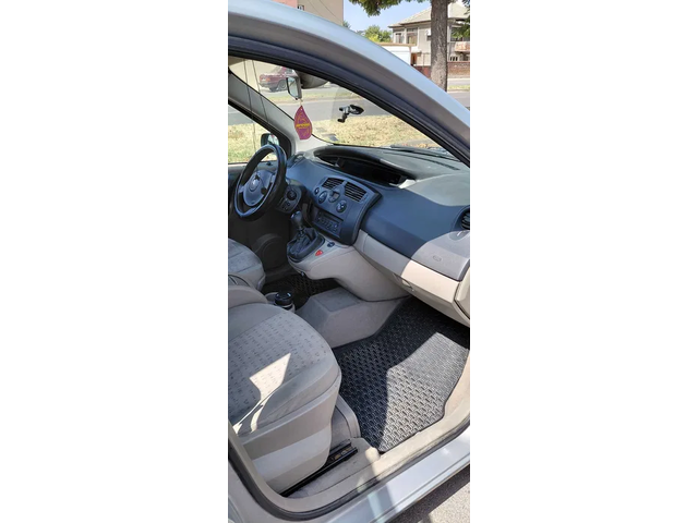 Renault Scenic 1.9 dCi (130 кс) FAP - автомобили, коли, обяви за нови и употребявани 10