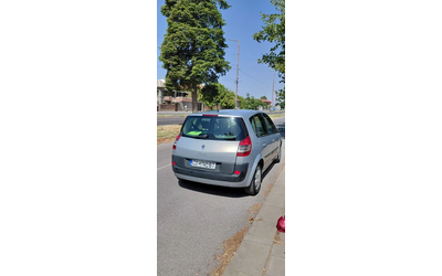Renault Scenic 1.9 dCi (130 кс) FAP - автомобили, коли, обяви за нови и употребявани 4
