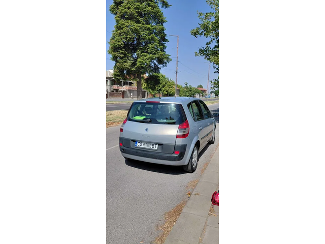 Renault Scenic 1.9 dCi (130 кс) FAP - автомобили, коли, обяви за нови и употребявани 4