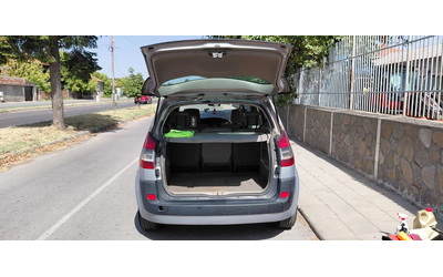 Renault Scenic 1.9 dCi (130 кс) FAP - автомобили, коли, обяви за нови и употребявани 5