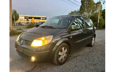 renault-scenic - 2