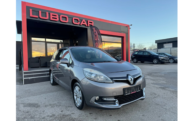renault-scenic - 0