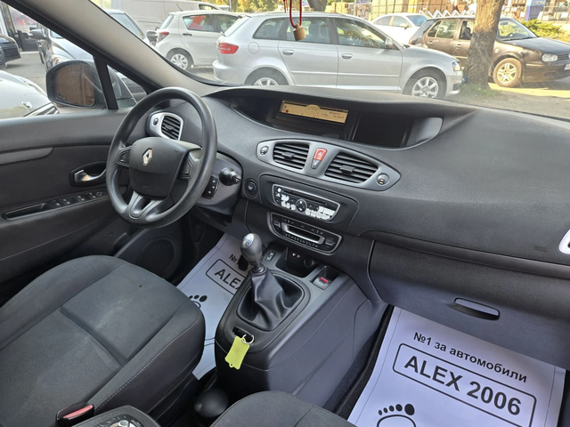 Renault Scenic 1.9 дизел - автомобили, коли, обяви за нови и употребявани 6