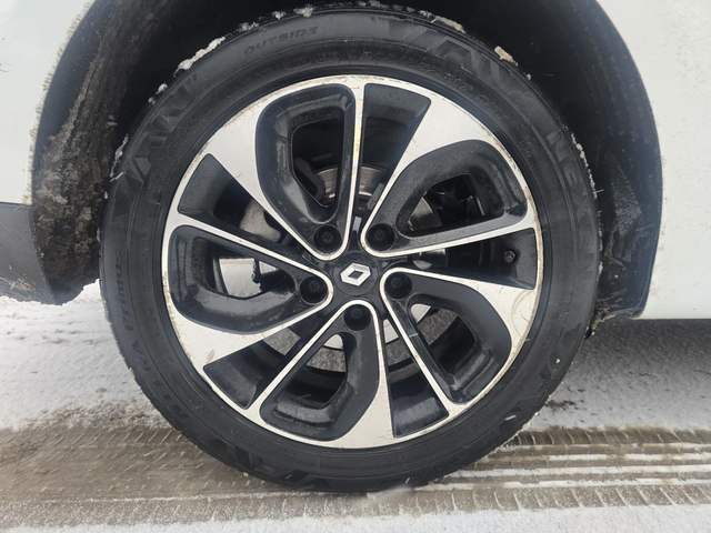 Renault Scenic 1.5dci 110к.с Limited - автомобили, коли, обяви за нови и употребявани 8