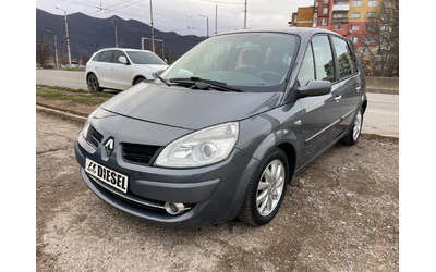 renault-scenic - 0