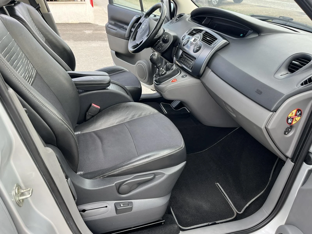 Renault Scenic 1.9DCI 120кс 6 СКОРОСТИ КЛИМАТРОНИК АВТОПИЛОТ - автомобили, коли, обяви за нови и употребявани 10