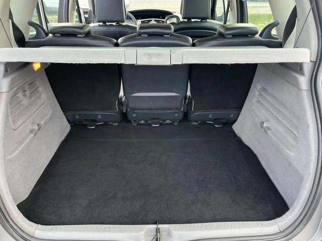 Renault Scenic 1.9DCI 120кс 6 СКОРОСТИ КЛИМАТРОНИК АВТОПИЛОТ - автомобили, коли, обяви за нови и употребявани 13