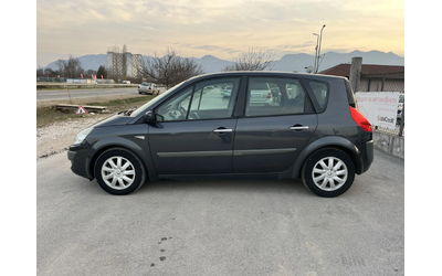 renault-scenic - 5