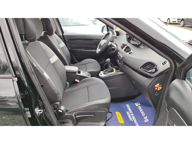 Renault Scenic - автомобили, коли, обяви за нови и употребявани 10