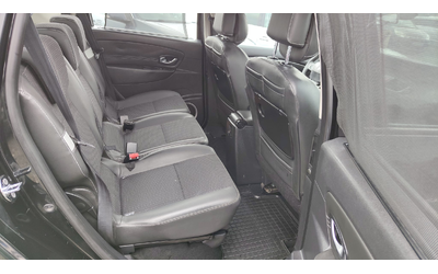 Renault Scenic - автомобили, коли, обяви за нови и употребявани 12