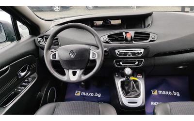 Renault Scenic - автомобили, коли, обяви за нови и употребявани 8