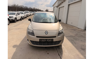 Renault Scenic 1.9dci 131k.c * Navi* 7 mesta* UNIKAT* - автомобили, коли, обяви за нови и употребявани 10