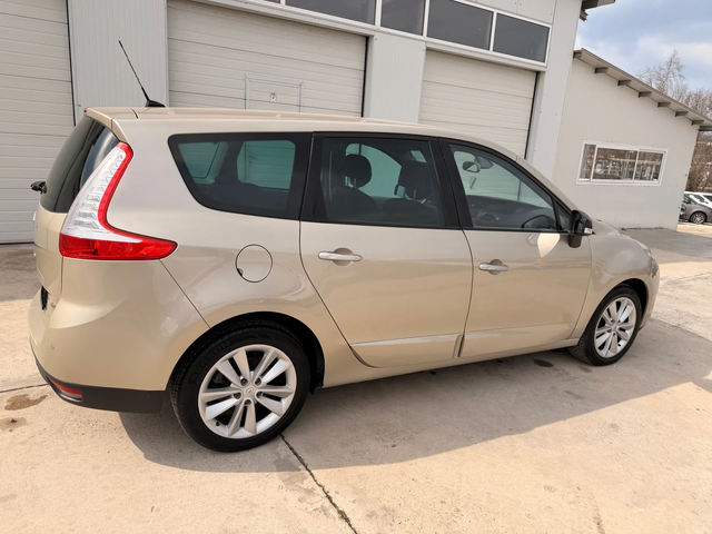 Renault Scenic 1.9dci 131k.c * Navi* 7 mesta* UNIKAT* - автомобили, коли, обяви за нови и употребявани 13