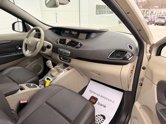 Renault Scenic 1.9dci 131k.c * Navi* 7 mesta* UNIKAT* - автомобили, коли, обяви за нови и употребявани 15