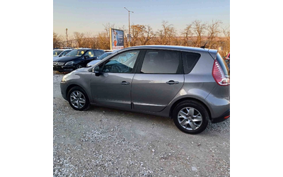 renault-scenic - 2