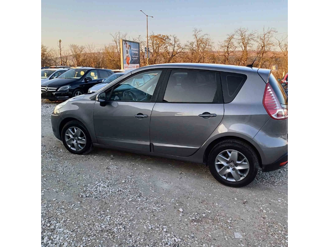 Renault Scenic 1.5dci * 110k.c* Navi* UNIKAT* - автомобили, коли, обяви за нови и употребявани 2