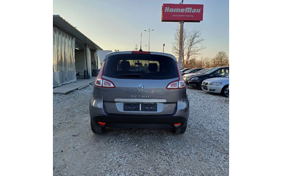renault-scenic - 5