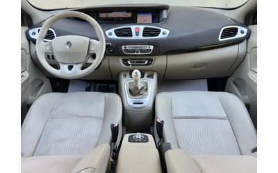 Renault Scenic 1.9DCi //KEYLESS GO* NAVI* ITALY - автомобили, коли, обяви за нови и употребявани 10