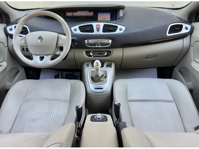 Renault Scenic 1.9DCi //KEYLESS GO* NAVI* ITALY - автомобили, коли, обяви за нови и употребявани 10