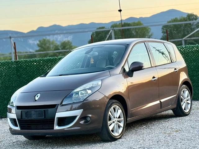 Renault Scenic 1.9DCi //KEYLESS GO* NAVI* ITALY - автомобили, коли, обяви за нови и употребявани 2