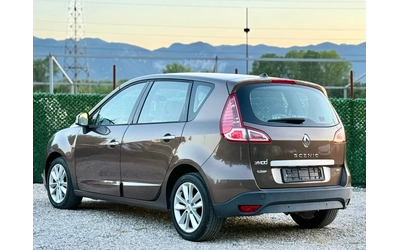 renault-scenic - 4