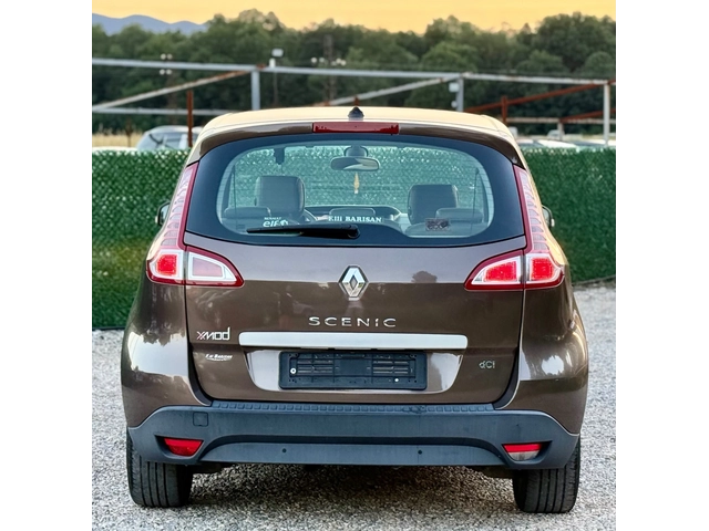 Renault Scenic 1.9DCi //KEYLESS GO* NAVI* ITALY - автомобили, коли, обяви за нови и употребявани 5