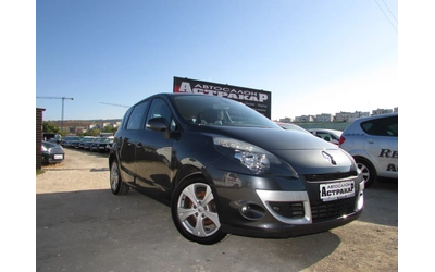 renault-scenic - 0