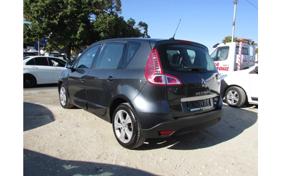 renault-scenic - 5