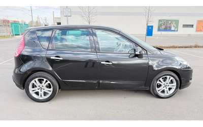 renault-scenic - 3