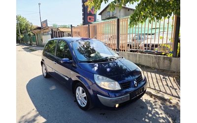 renault-scenic - 1