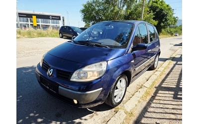 renault-scenic - 3