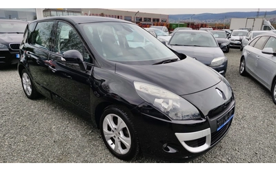 renault-scenic - 2