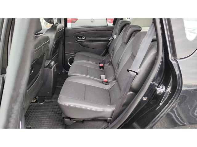 Renault Scenic DCI - автомобили, коли, обяви за нови и употребявани 10