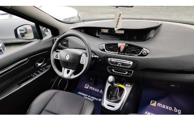 Renault Scenic DCI - автомобили, коли, обяви за нови и употребявани 8