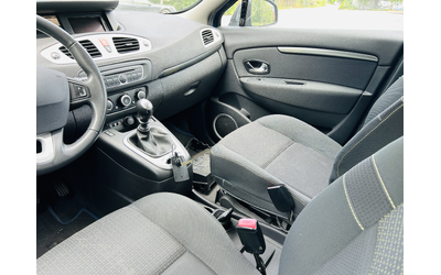 Renault Scenic ТСЕ 130 - автомобили, коли, обяви за нови и употребявани 9