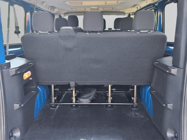 Renault TRAFIC 2.0 BLUE dCi 110, L1H1, 8+1 места, EURO6 - автомобили, коли, обяви за нови и употребявани 12