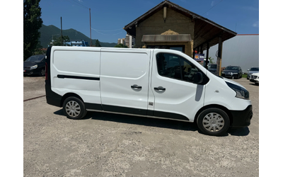 renault-trafic - 3
